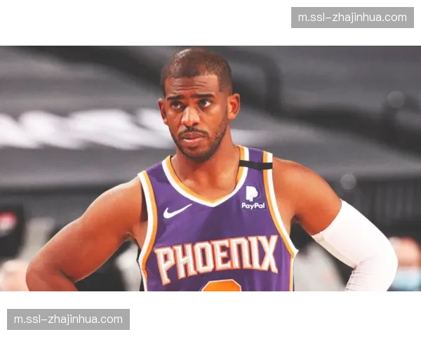 特雷·杨奇才控卫膝伤困扰 球队后场严重受损